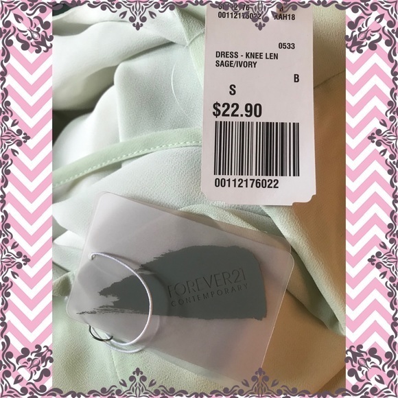 DARLING NWT DRESSπππ - Picture 8 of 8